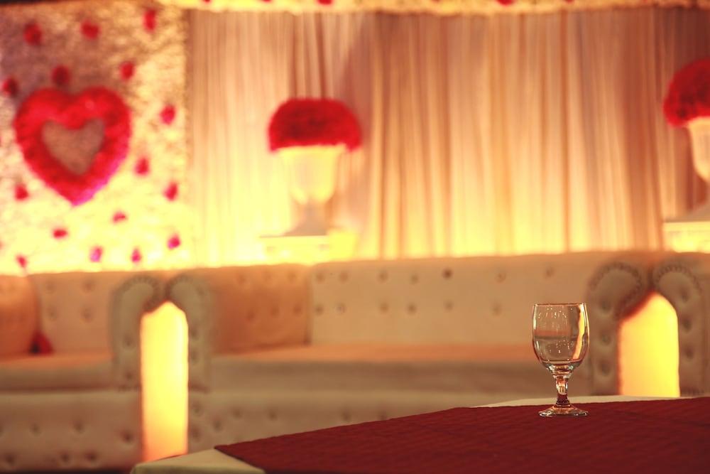 Hotel Metro International Sylhet Dış mekan fotoğraf